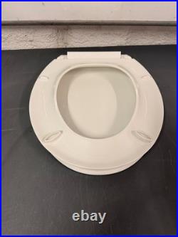 6 Kohler Cachet Quiet-CloseT 6-5/8 X 14-3/16 Round-Front Toilet Seats # 4639-0