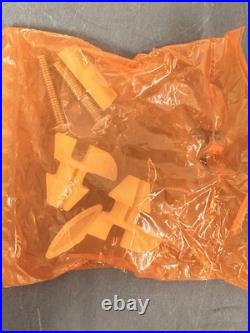 6 Kohler Cachet Quiet-CloseT 6-5/8 X 14-3/16 Round-Front Toilet Seats # 4639-0