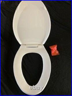 Lot of 6 Elongated toilet seats white plastic with hardware Seasons HD Supply