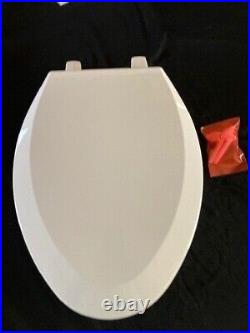 Lot of 6 Elongated toilet seats white plastic with hardware Seasons HD Supply