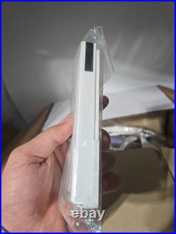 NEW BioBidet USPA UB-6800US Adjustable Bidet Round Front Toilet Seat White