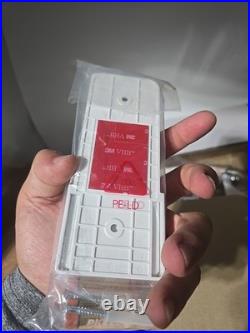 NEW BioBidet USPA UB-6800US Adjustable Bidet Round Front Toilet Seat White