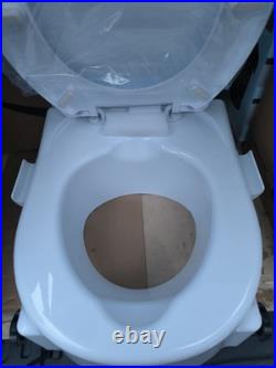Raised Toilet Seat with Removable Handles, 5.9 Elevated Toilet Seat Riser Raised Toilet Seat with Removable Handles, 5.9 Elevated Toilet Seat Riser