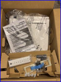 TOTO SW3084 #01 White, Elongated Bidet Toilet Seat MINOR DAMAGE/CRACK