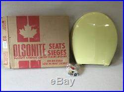 (TS-08) Vintage Saffron Yellow Olsonite Toilet Seat, Hwd & Lid Round Reg. Bowl