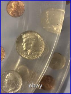 Vintage Toilet Seat Acrylic Lucite Silver Dollar Haves & More, 110 Coins Vintage Toilet Seat Acrylic Lucite Silver Dollar Haves & More, 110 Coins