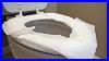 Why_You_Should_Never_Put_Toilet_Paper_On_A_Toilet_Seat_01_dse